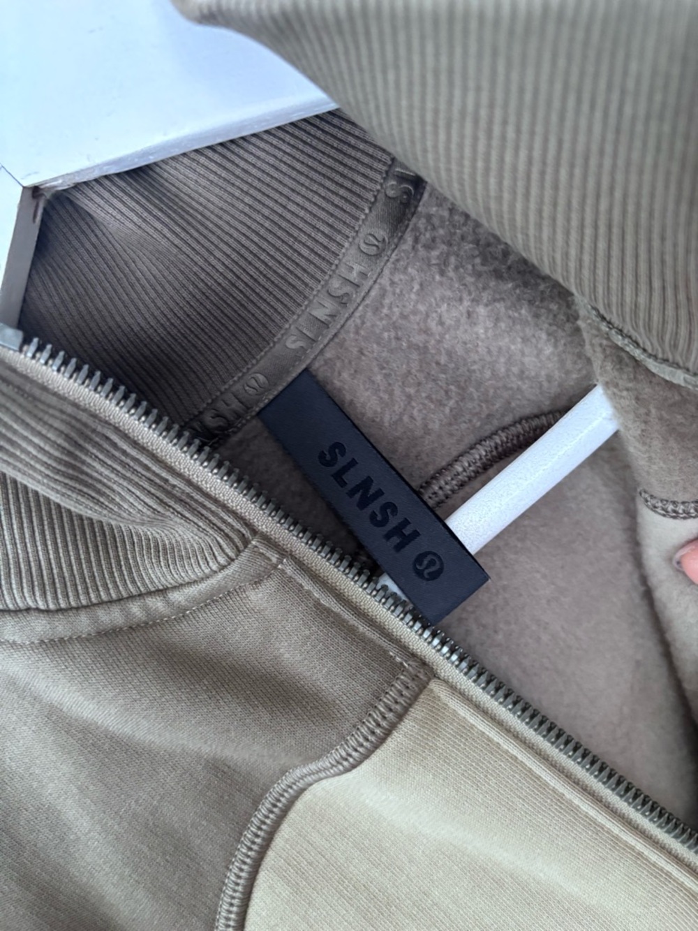 Lululemon Relaxed-Fit Half Zip SLNSH Collection in Nomad/Sheer Oak | Sz Small - Picture 3 of 7